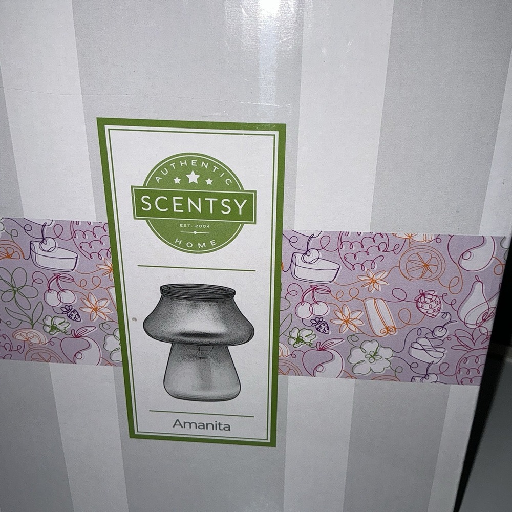 Scentsy Amanita Mushroom Full Size Warmer New - Picture 3 of 4